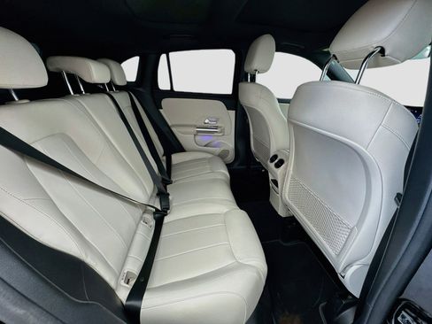 Used 2025 Mercedes-Benz GLA 250 image 19