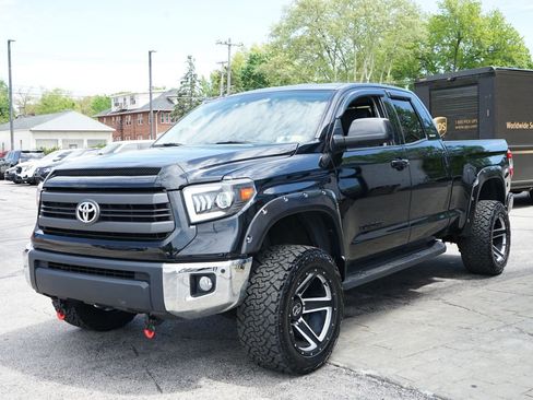 Used 2016 Toyota Tundra Limited w/ Limited Premium Package AWD/4WD image 20
