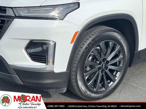 Certified 2023 Chevrolet Traverse RS w/ LPO, Floor Liner Package FWD image 8