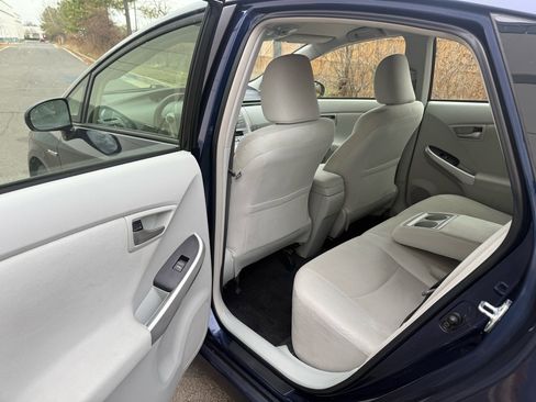 Used 2015 Toyota Prius Three image 15