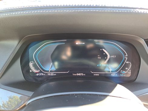 Used 2022 BMW X5 xDrive45e w/ M Sport Package image 17