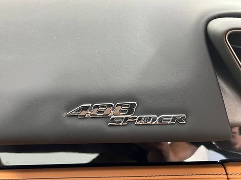 Used 2019 Ferrari 488 Spider RWD image 32