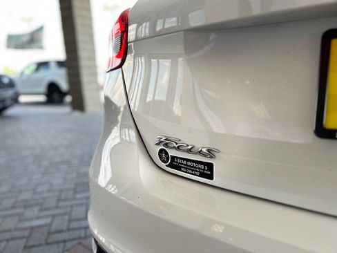 Used 2017 Ford Focus ST FWD image 16