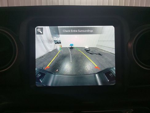 Used 2022 Jeep Gladiator Sport image 57