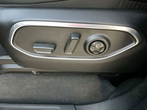 New 2026 Jeep Grand Wagoneer L Limited image 12