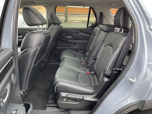 Used 2023 Honda Pilot Elite image 16