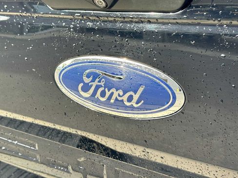 Used 2020 Ford F150 XLT w/ Equipment Group 302A Luxury AWD/4WD image 11