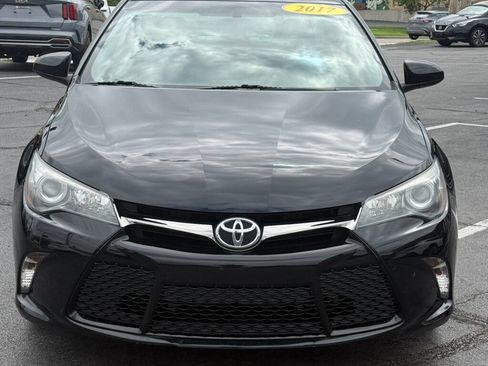Used 2017 Toyota Camry SE FWD image 5