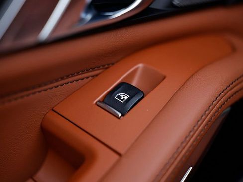 New 2026 BMW X5 M60i w/ Climate Comfort Package image 25