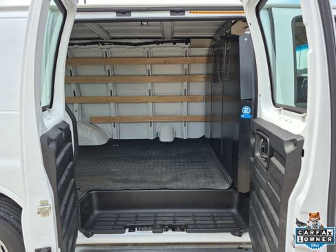 Used 2025 Chevrolet Express 2500 w/ Driver Convenience Package RWD image 23