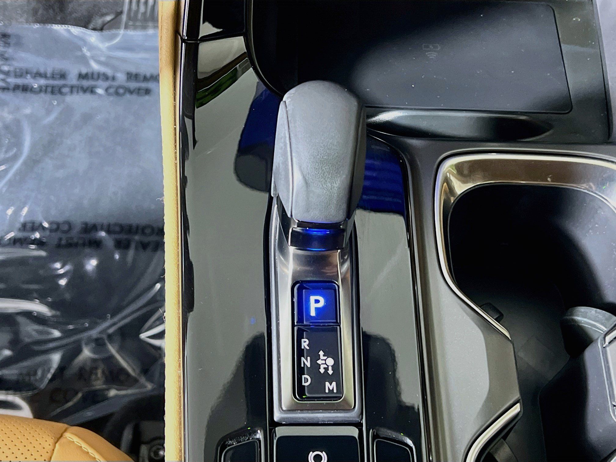 Used 2025 Lexus NX 250 FWD w/ Towing Package (2000 Lbs) image 24
