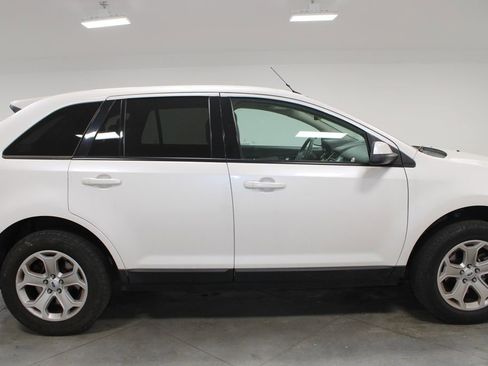 Used 2012 Ford Edge SEL image 12
