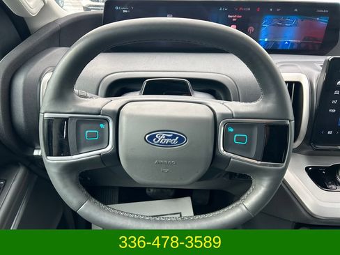 Used 2025 Ford Expedition Max Active AWD/4WD image 15