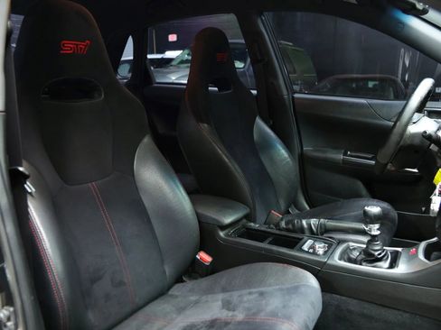 Used 2011 Subaru Impreza WRX STI image 28