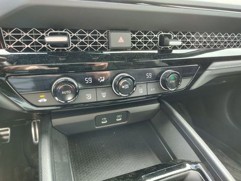 Used 2024 Honda Accord Sport image 16