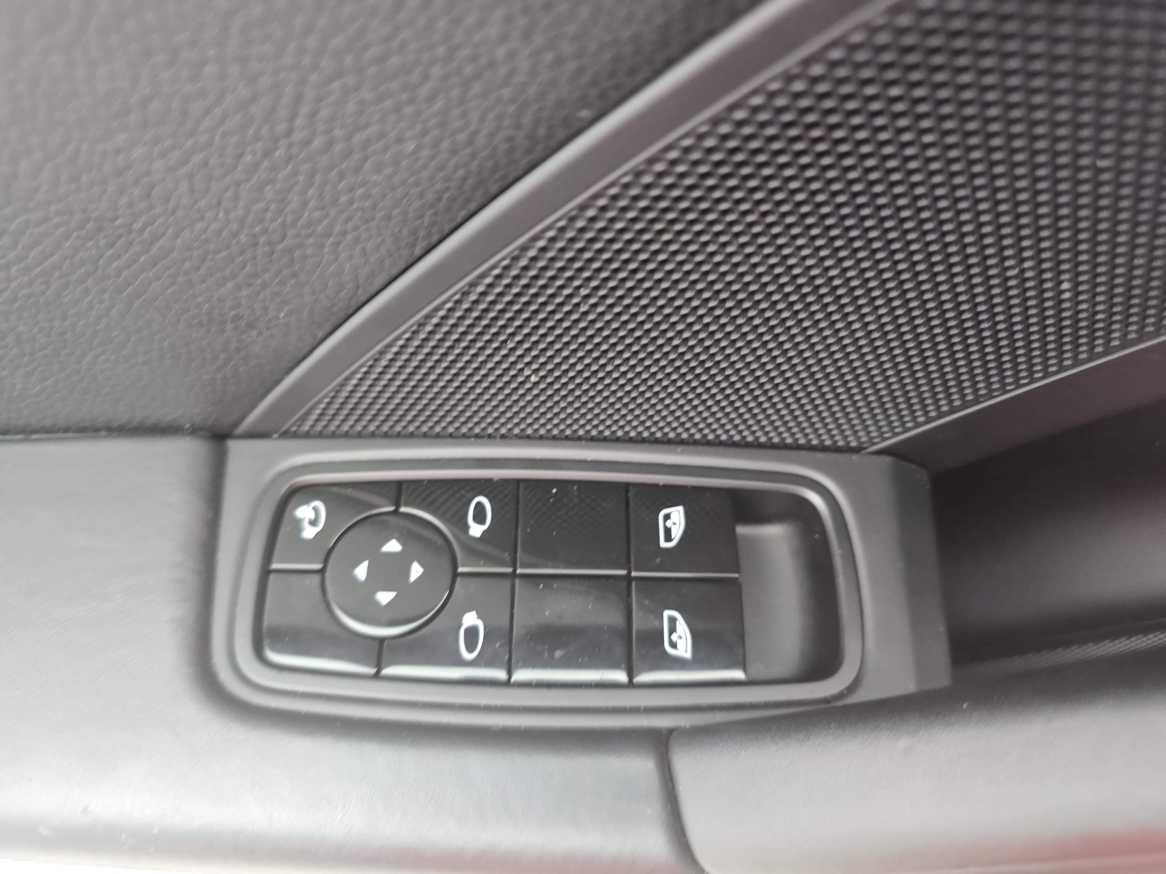 Certified 2021 Porsche 911 Carrera RWD image 29