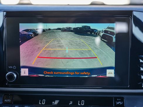 Used 2025 Toyota Camry SE FWD image 22
