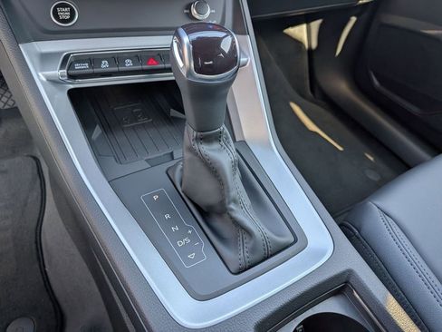 New 2025 Audi Q3 2.0T Premium image 8