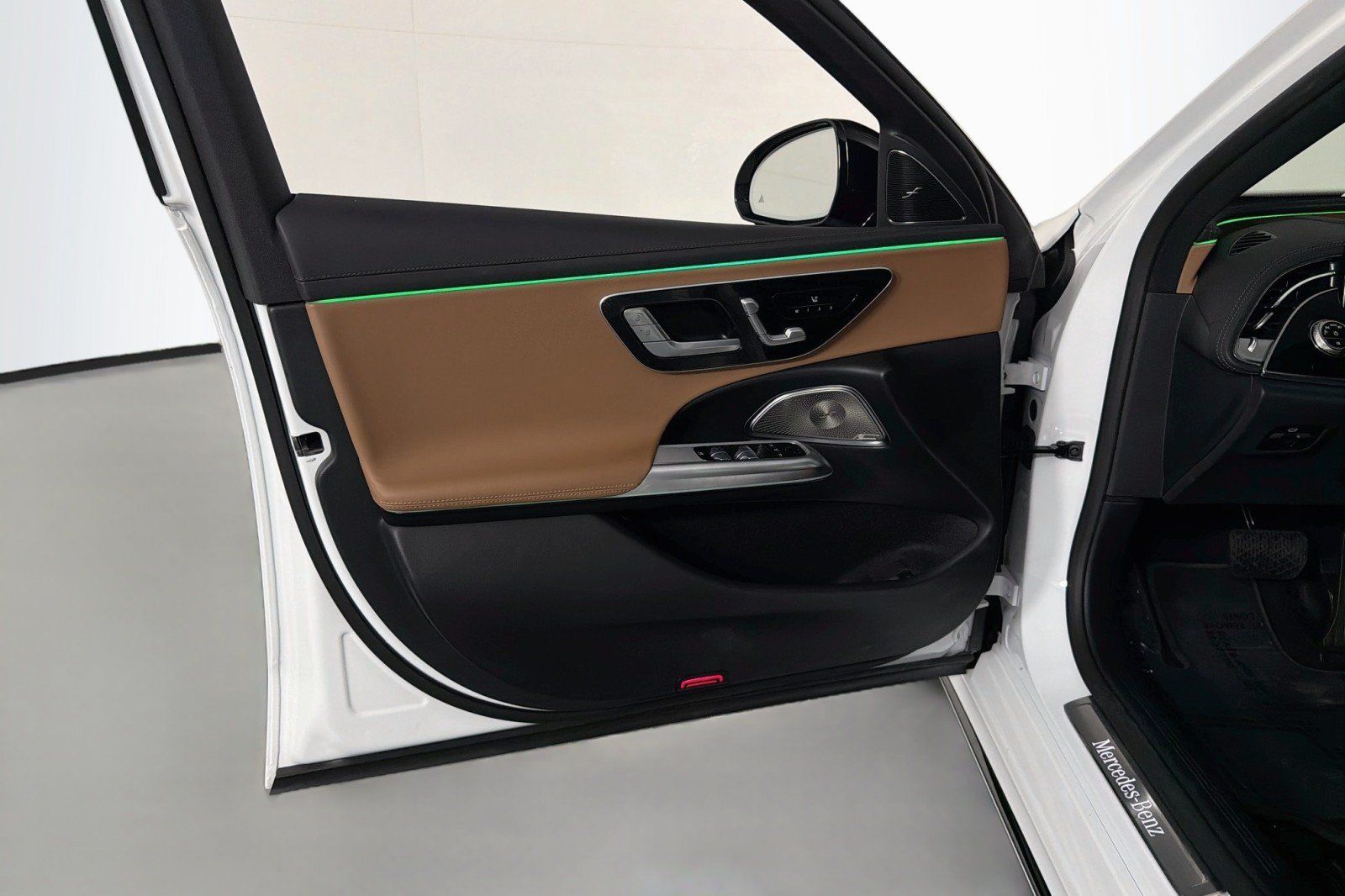 Certified 2026 Mercedes-Benz E 350 4MATIC Sedan image 22