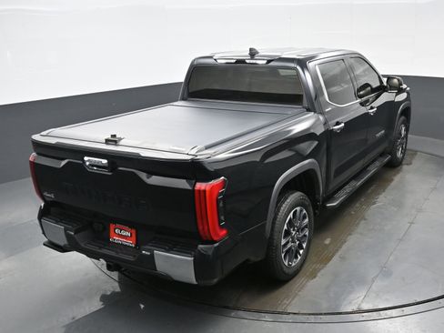 Used 2025 Toyota Tundra Limited image 39