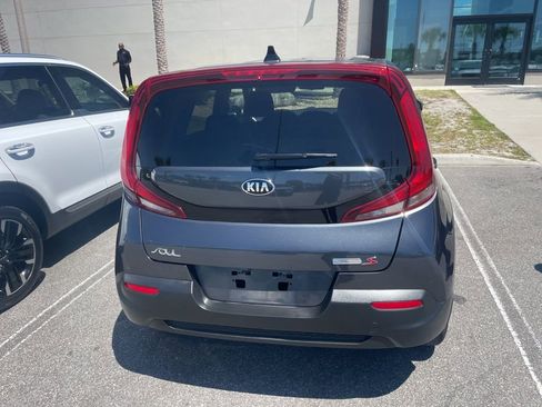 Used 2021 Kia Soul S w/ Paint Protection Package FWD image 5