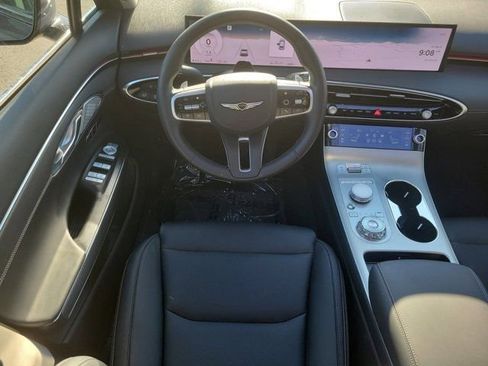 Used 2026 Genesis GV70 2.5T Select image 16