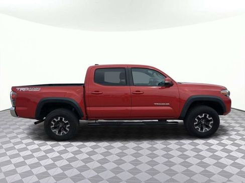 Used 2021 Toyota Tacoma TRD Off-Road AWD/4WD image 3