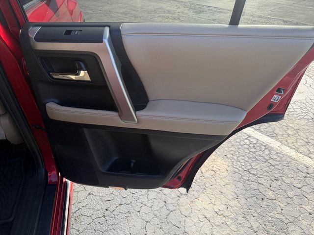 Used 2015 Toyota 4Runner Limited AWD/4WD image 13