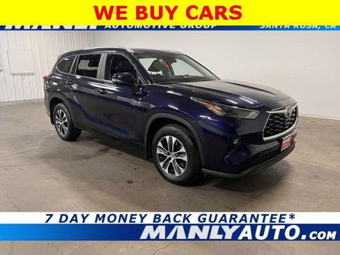 Used 2023 Toyota Highlander L image 1