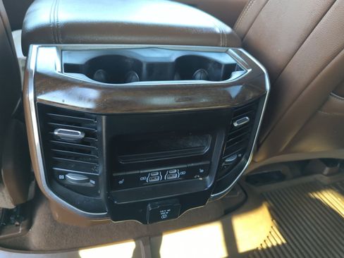 Used 2021 RAM 1500 Laramie image 30