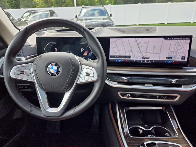 Certified 2024 BMW X7 xDrive40i AWD/4WD image 13