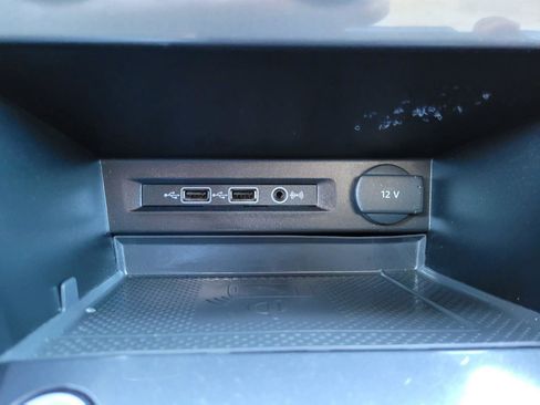 Certified 2020 Volkswagen Tiguan SE image 26