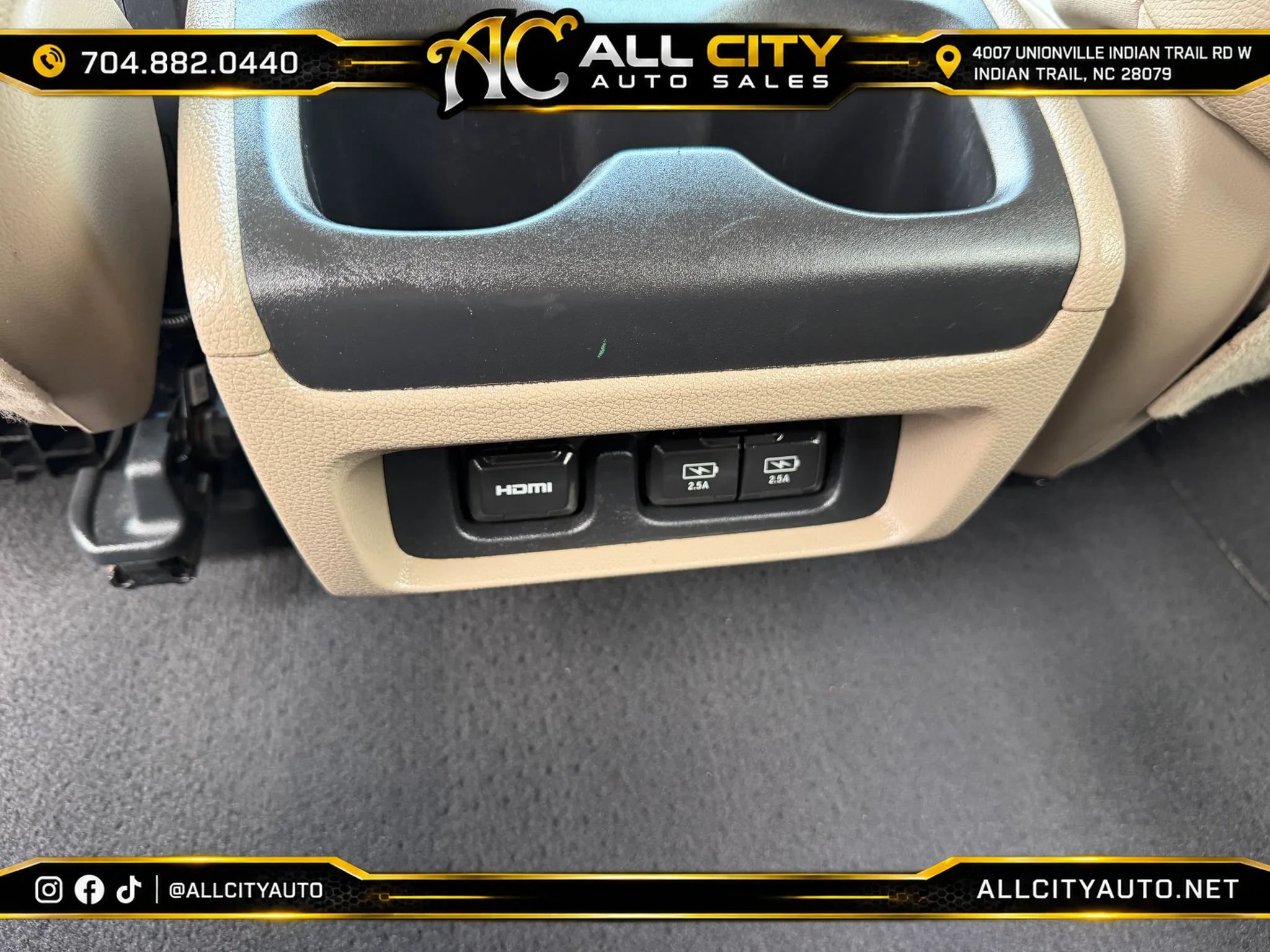 Used 2018 Honda Odyssey Elite image 45