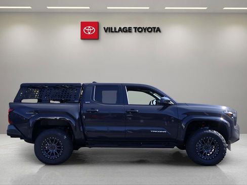 New 2025 Toyota Tacoma SR5 image 6