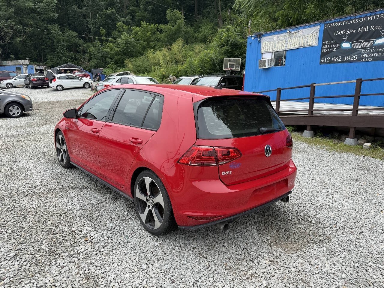 Used 2015 Volkswagen Golf 4-Door FWD image 10