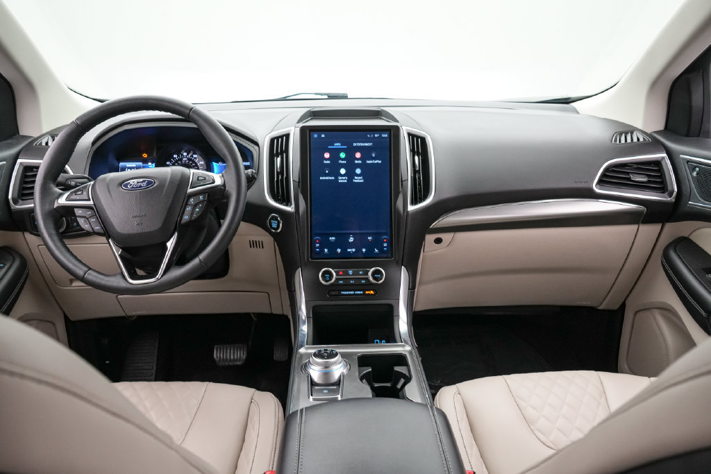 Certified 2024 Ford Edge Titanium AWD/4WD image 14