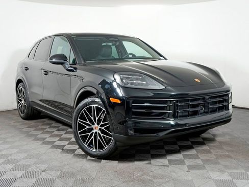New 2026 Porsche Cayenne AWD/4WD image 9