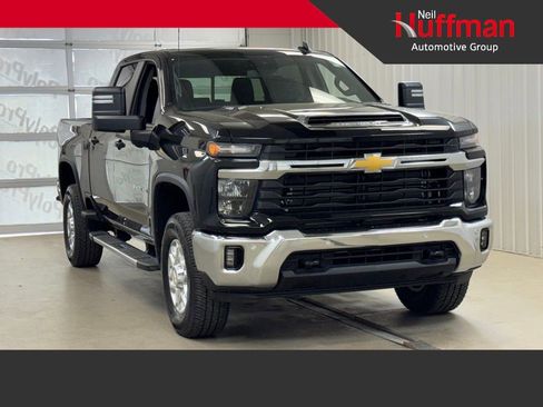 New 2026 Chevrolet Silverado 3500 LT w/ Safety Package AWD/4WD image 1