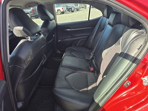 Used 2023 Toyota Camry XLE image 11
