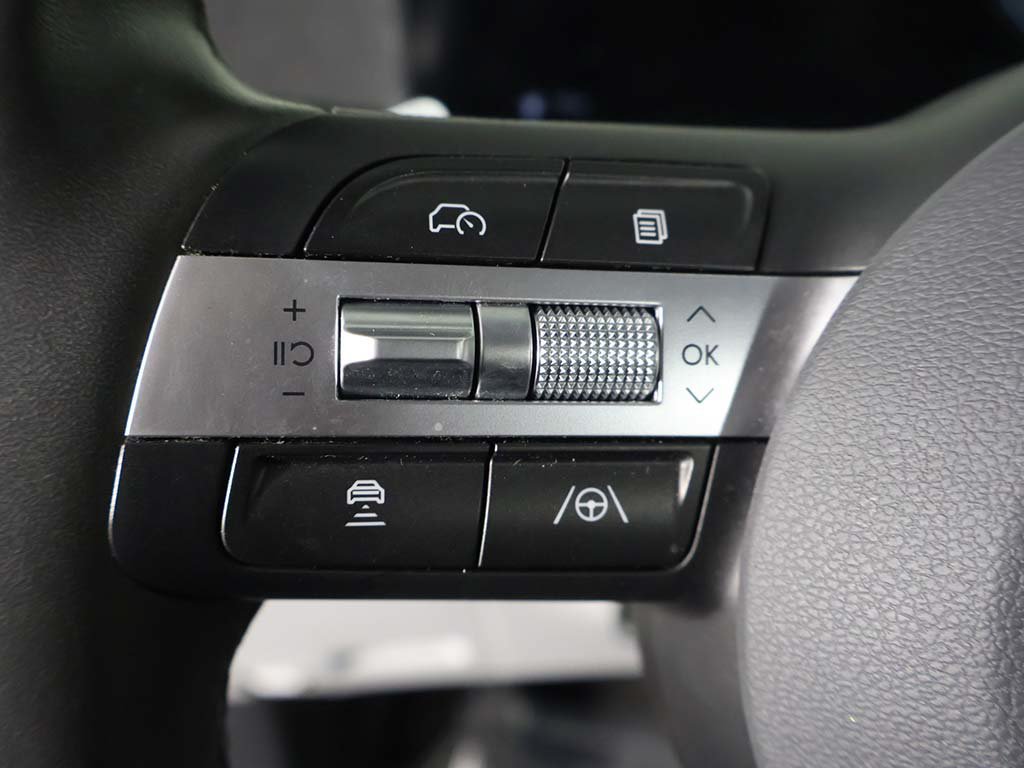 Used 2024 Hyundai Kona SEL w/ Convenience Package FWD image 39