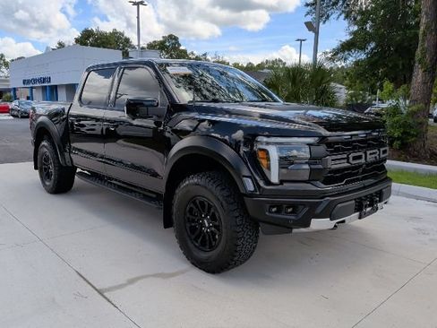 Certified 2025 Ford F150 Raptor AWD/4WD image 2