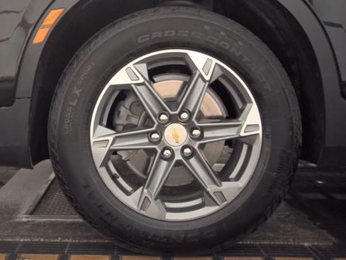 Used 2023 Chevrolet Blazer LT FWD image 13