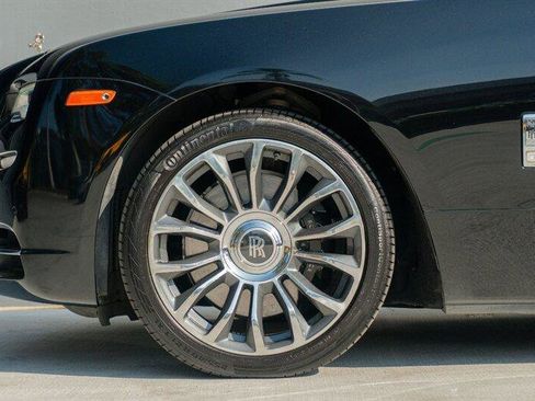 Used 2018 Rolls-Royce Dawn image 19