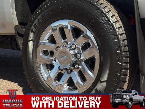 Used 2019 Chevrolet Silverado 2500 LTZ w/ Duramax Plus Package AWD/4WD image 11