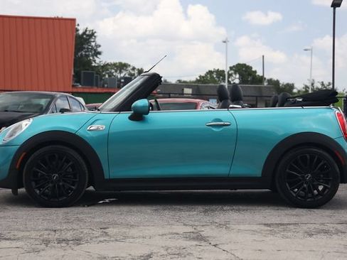 Used 2017 MINI Cooper S FWD image 4