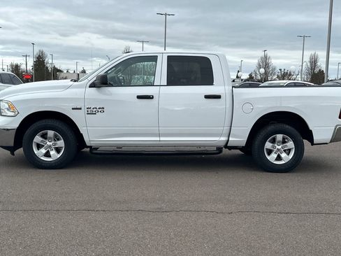 Used 2022 RAM 1500 Classic SLT image 7