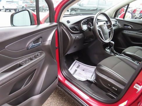 Used 2020 Buick Encore Preferred image 15