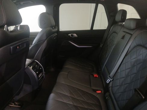 Used 2023 BMW X5 xDrive40i w/ Premium Package AWD/4WD image 13