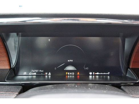 Used 2020 Lincoln Navigator L Reserve w/ Luxury Package image 8