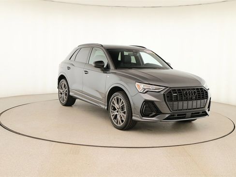Certified 2025 Audi Q3 2.0T Premium Plus w/ Premium Plus Package image 10